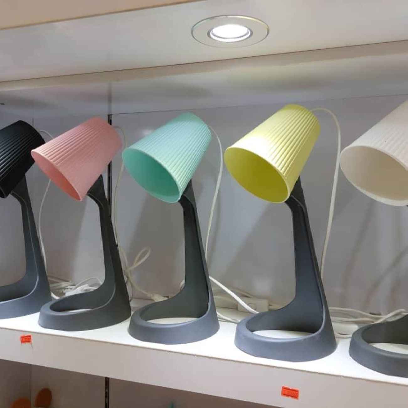 塑料台灯 – 条纹直线光款