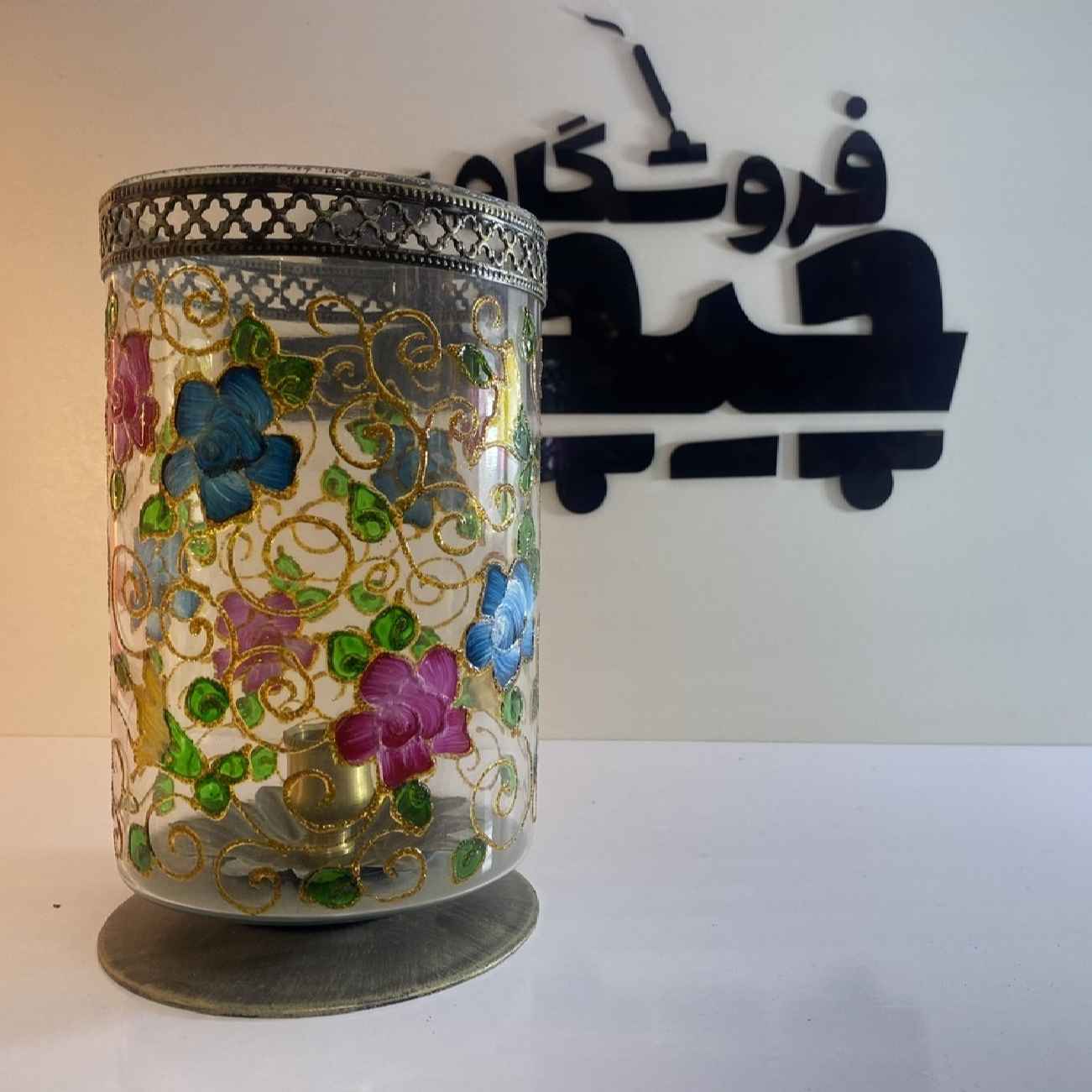 Main image of 树脂烛台 – 家居装饰用花卉图案