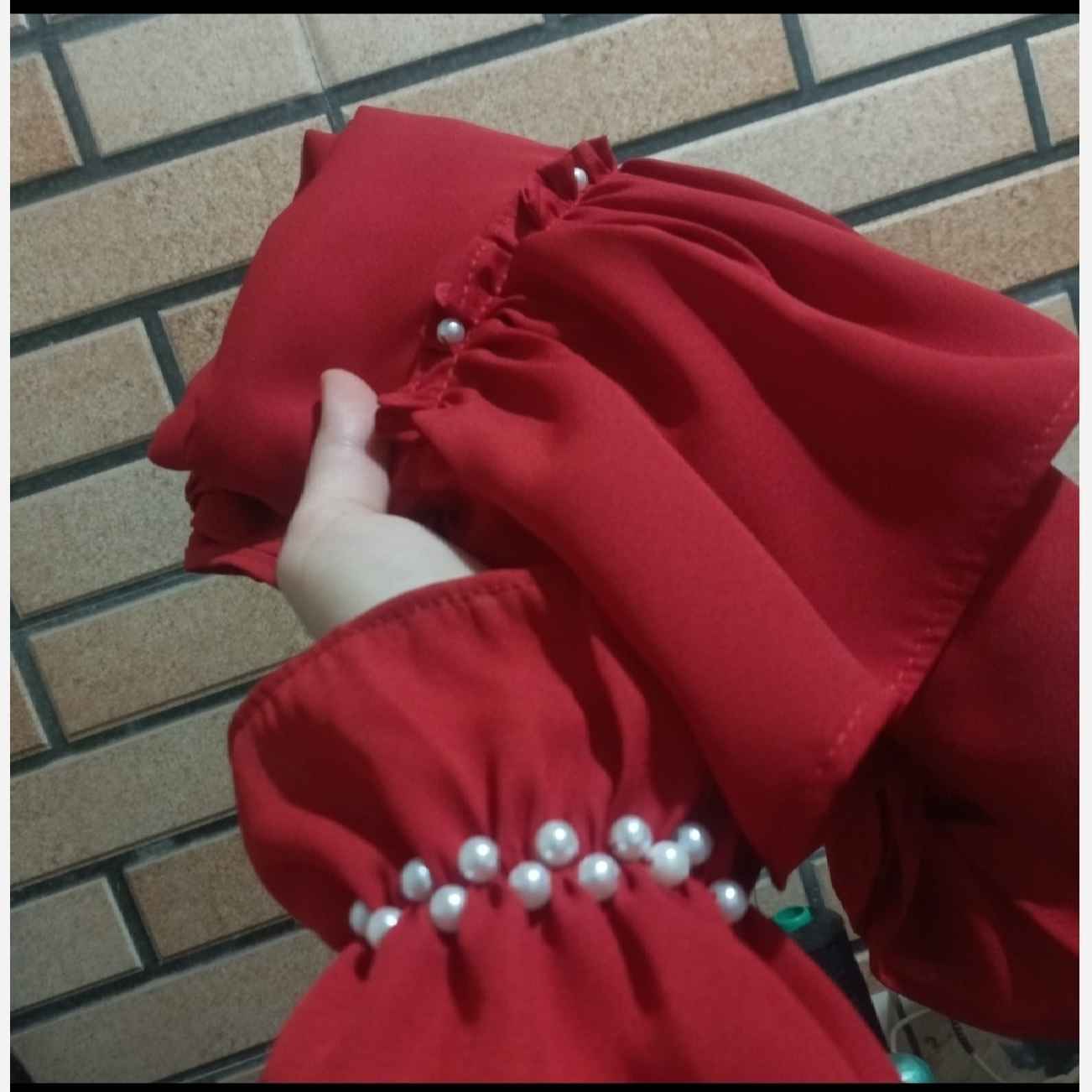 女士围巾 – 带袖套,珍珠装饰