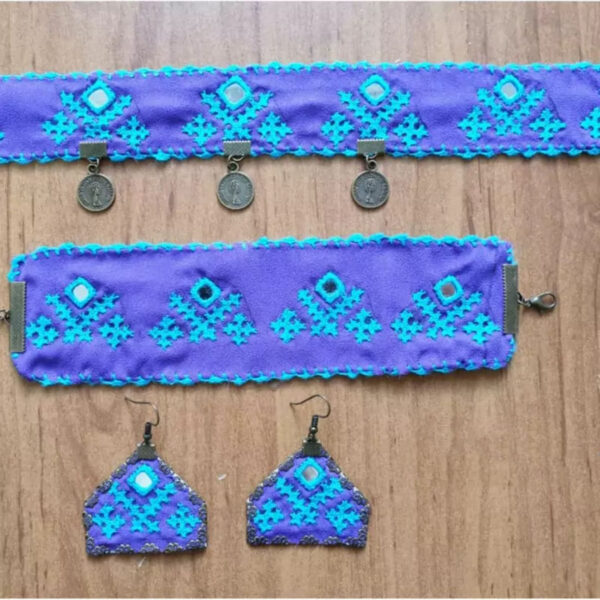 时尚刺绣珠宝套装 – 手链、项链与耳环组合