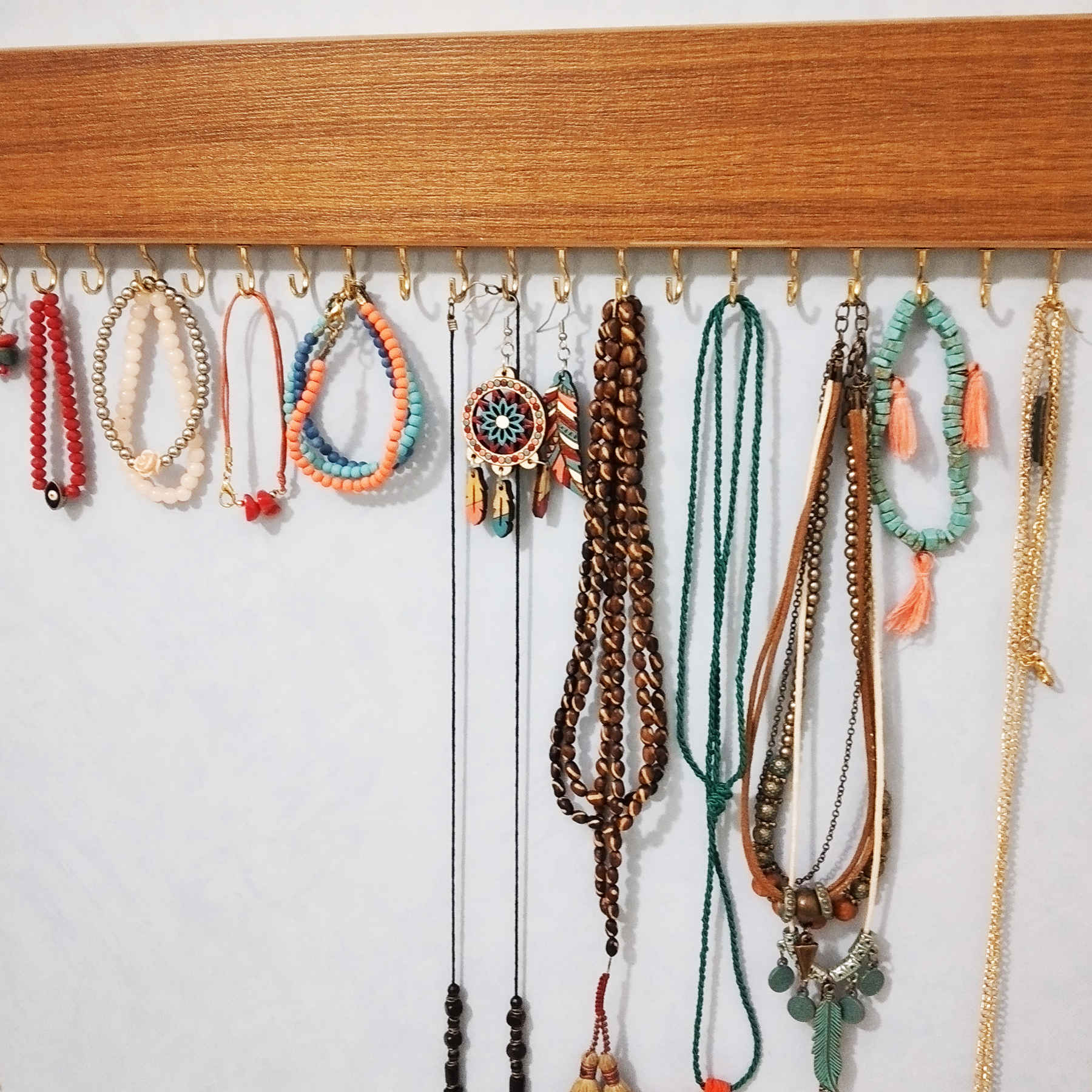 木质首饰收纳架 – 家用或精品店展示的理想选择