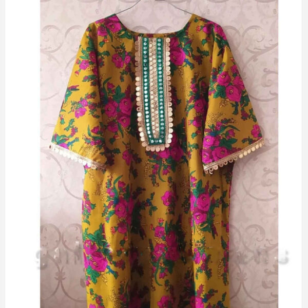 Floral Print Kaftan with Perfect for Festivals, Cultural Gathering, or Traditional Celebration (2)