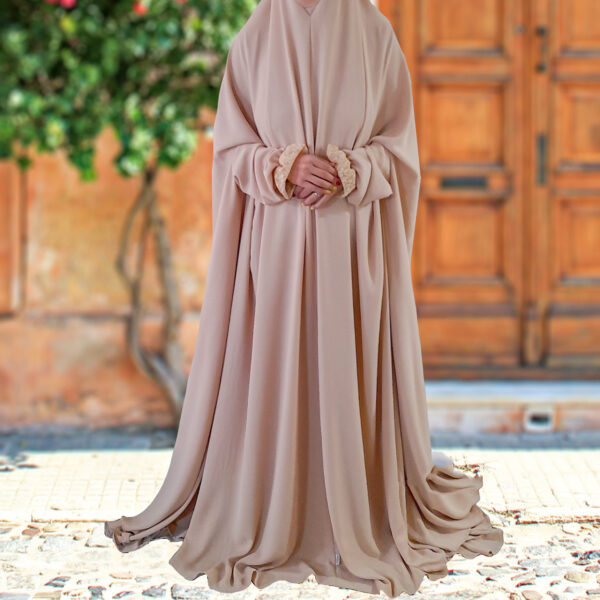 Islamic Namaz Chador with Front-Closed, with Sleeves for Women (1) - Copy - Copy - Copy