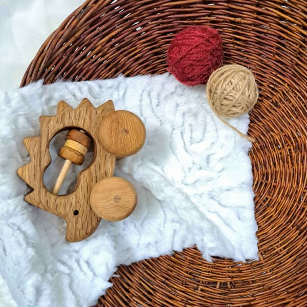 Baby Hedgehog Rattle Toy – Smooth Finish and Lightweight (4)