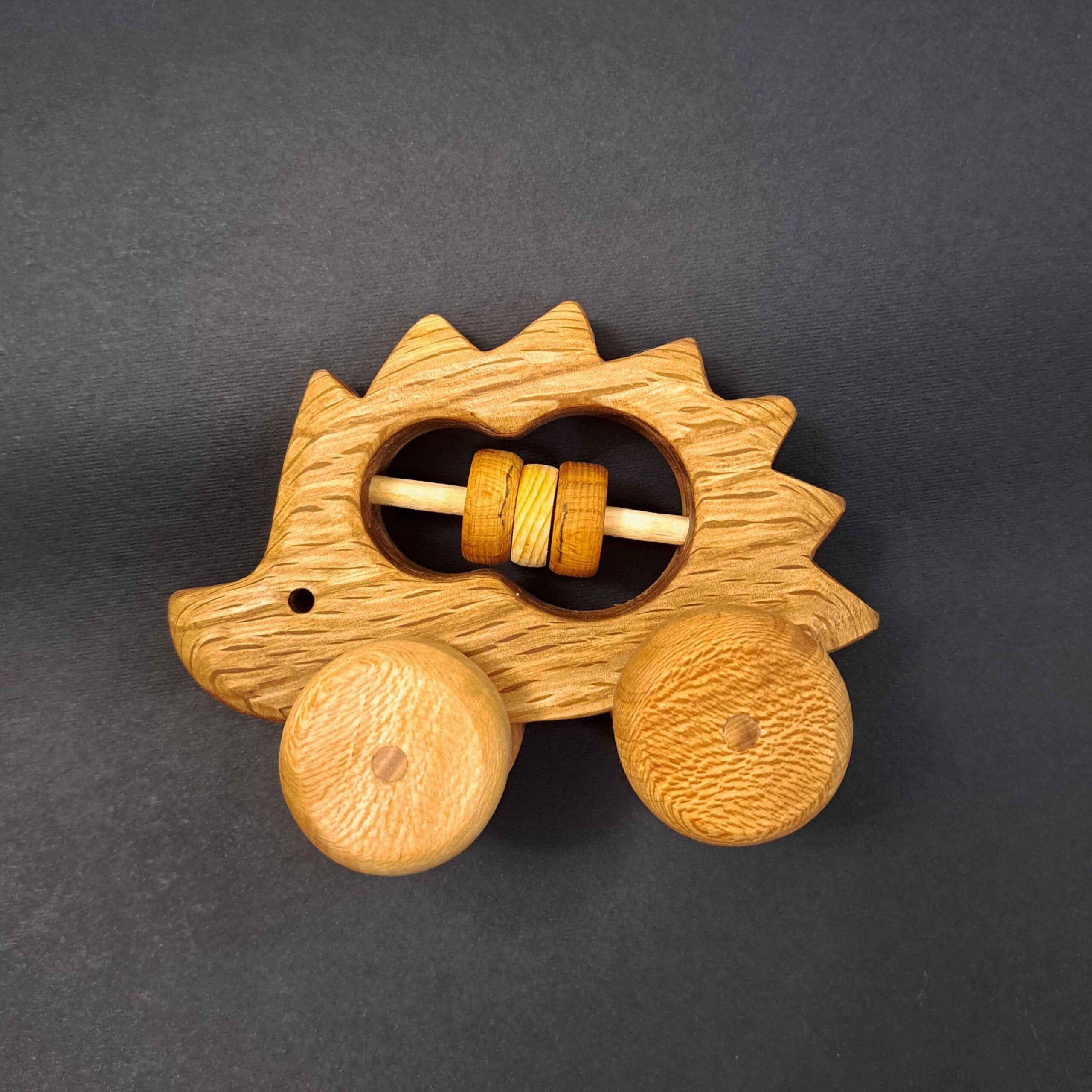 婴儿刺猬摇铃 – 表面光滑,轻巧便携