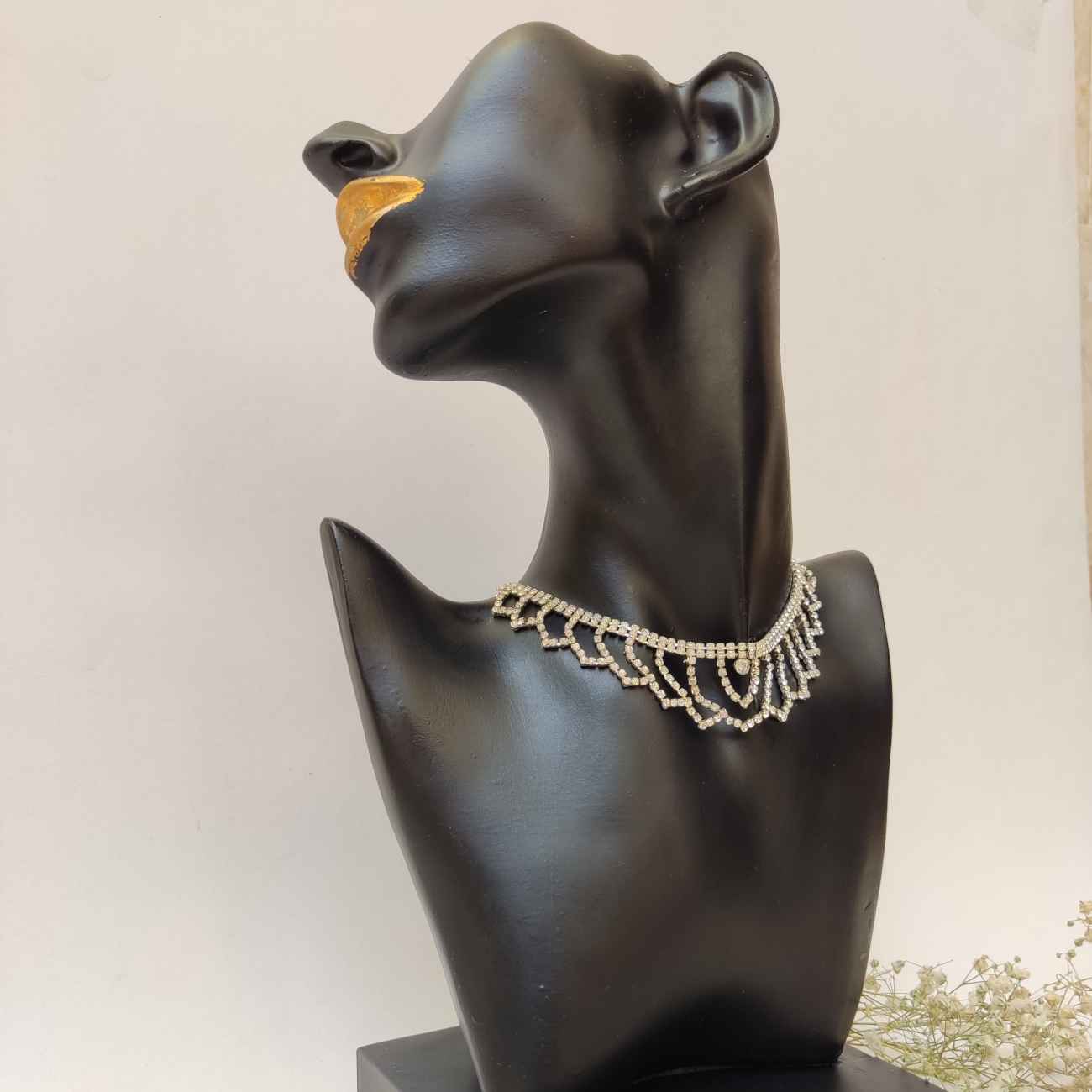 Main image of 精美细致时尚项圈项链 – 完美适合派对和活动