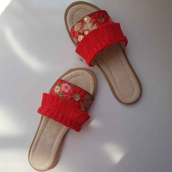 Boho-Style Indoor Summer Slipper – Floral Embroidery & Macrame in Red (3)