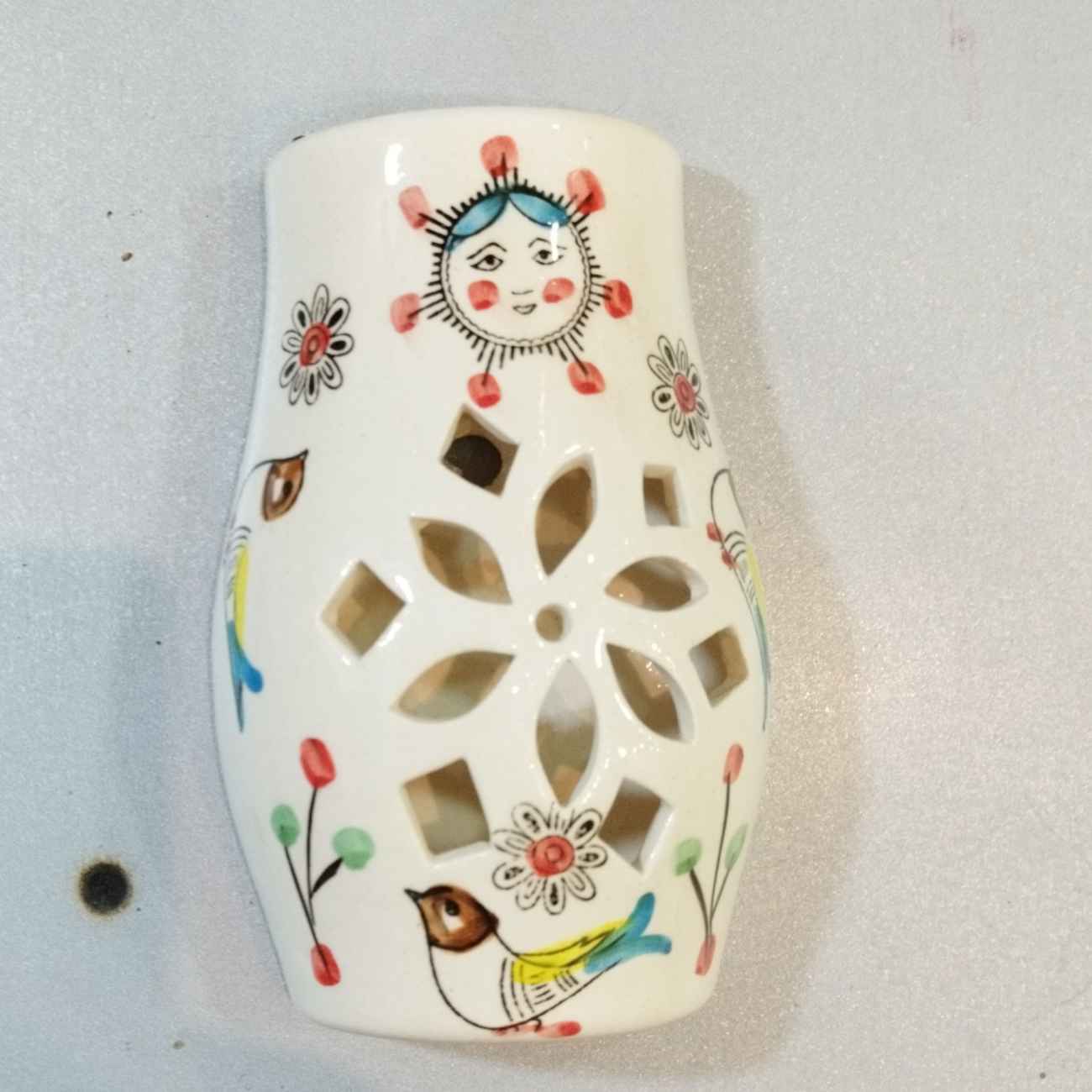 Main image of 陶瓷格栅挂墙花盆 – 用鸟与花卉图案改变空间的灵感（5件）