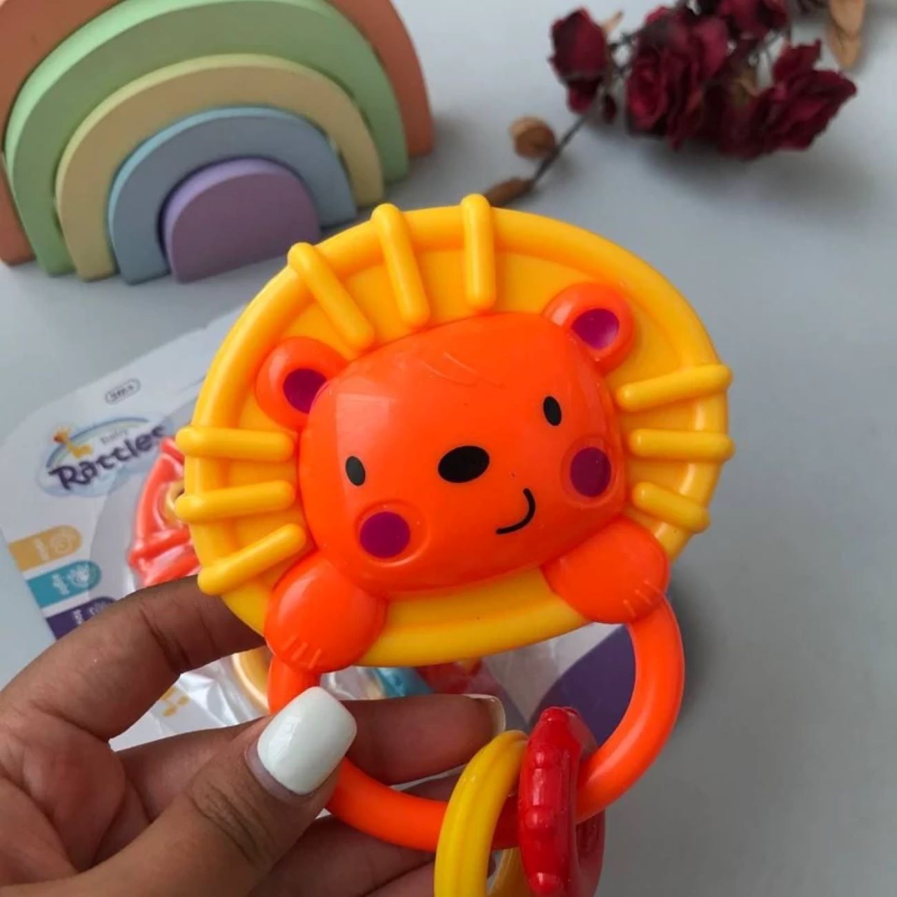 彩色婴儿摇铃 – 趣味声音,小手易握