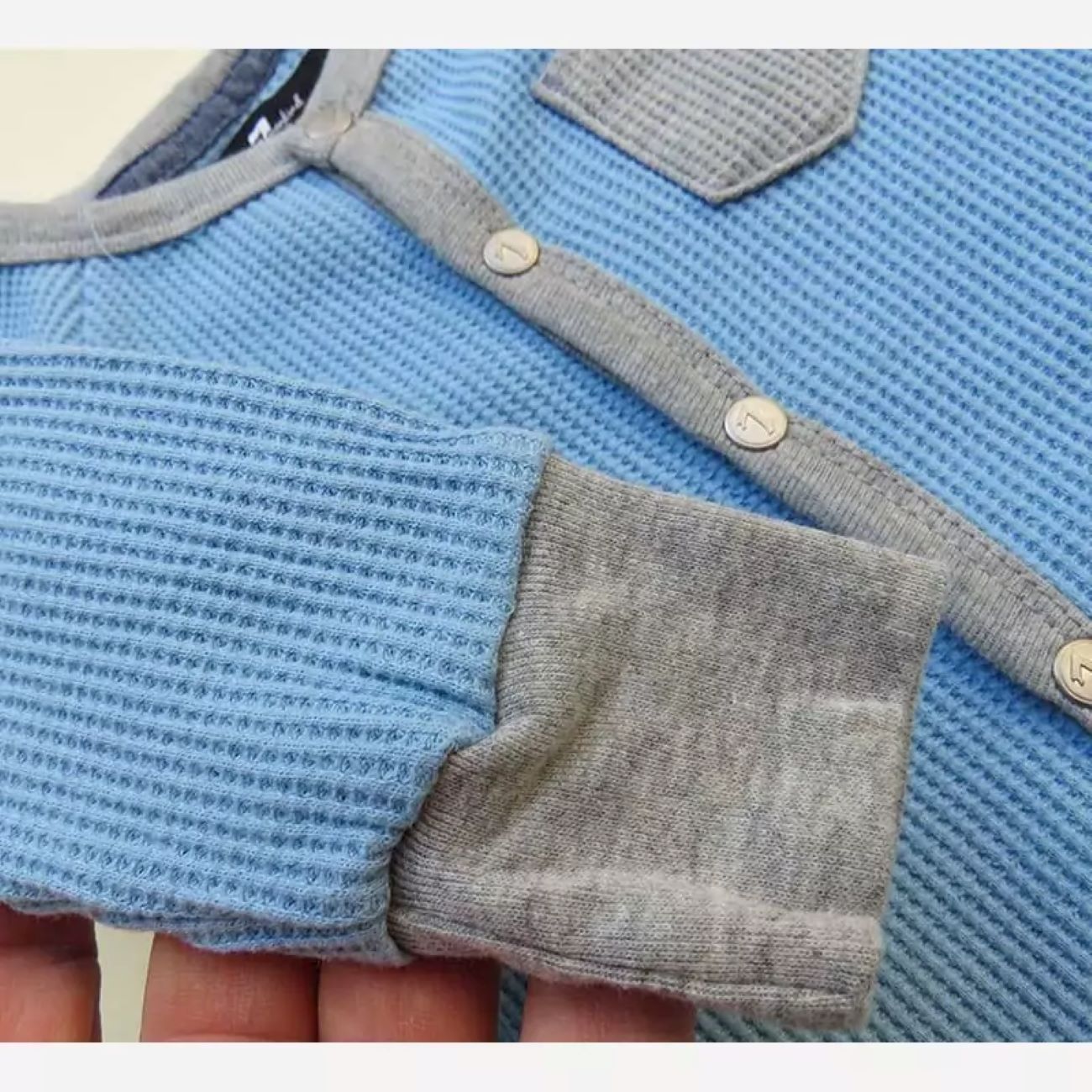 舒适婴儿连体衣 – 柔软亲肤,适合日常穿着