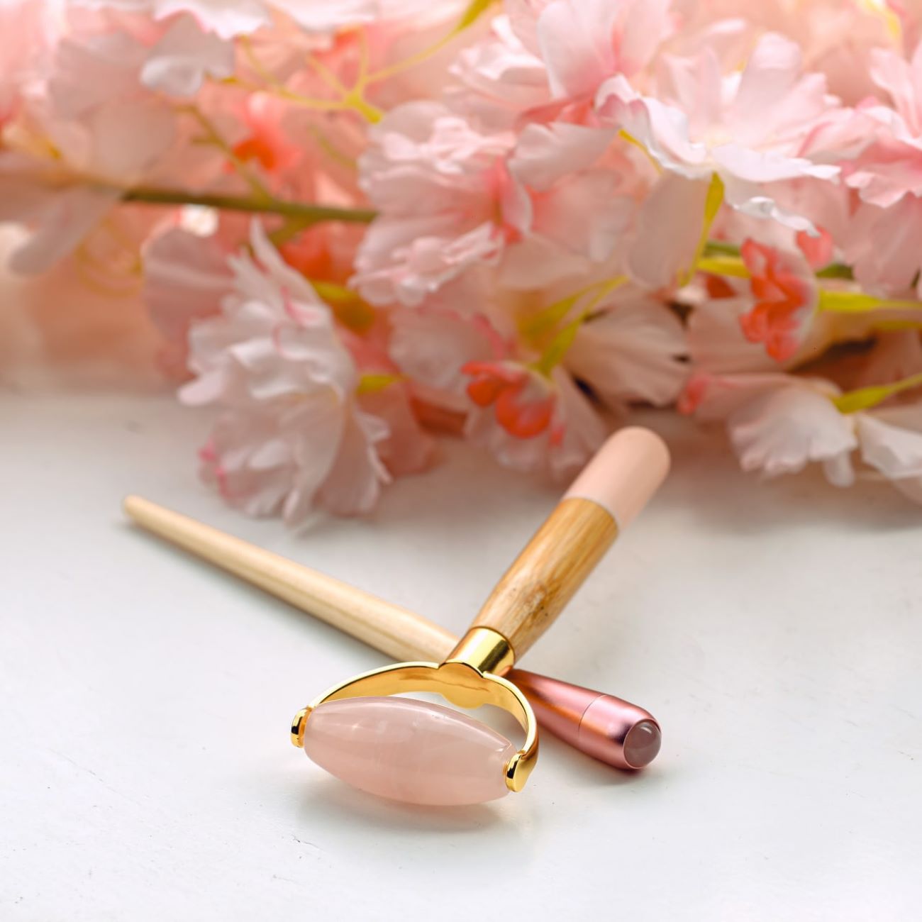 面部滚轮 & 刮痧套装 – 提亮肤色 & 放松肌肉