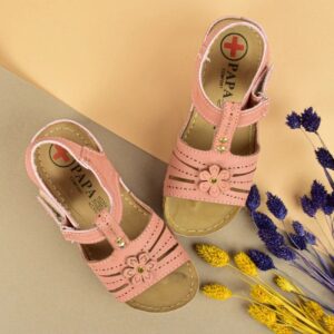 女童凉鞋 – 魔术贴花卉设计，舒适 4 厘米鞋跟