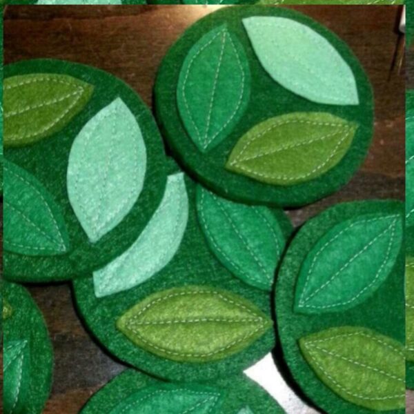 Handcrfted Felt Coaster Set – in Leaf Pattern Suitable for Everyday Use (6x)
