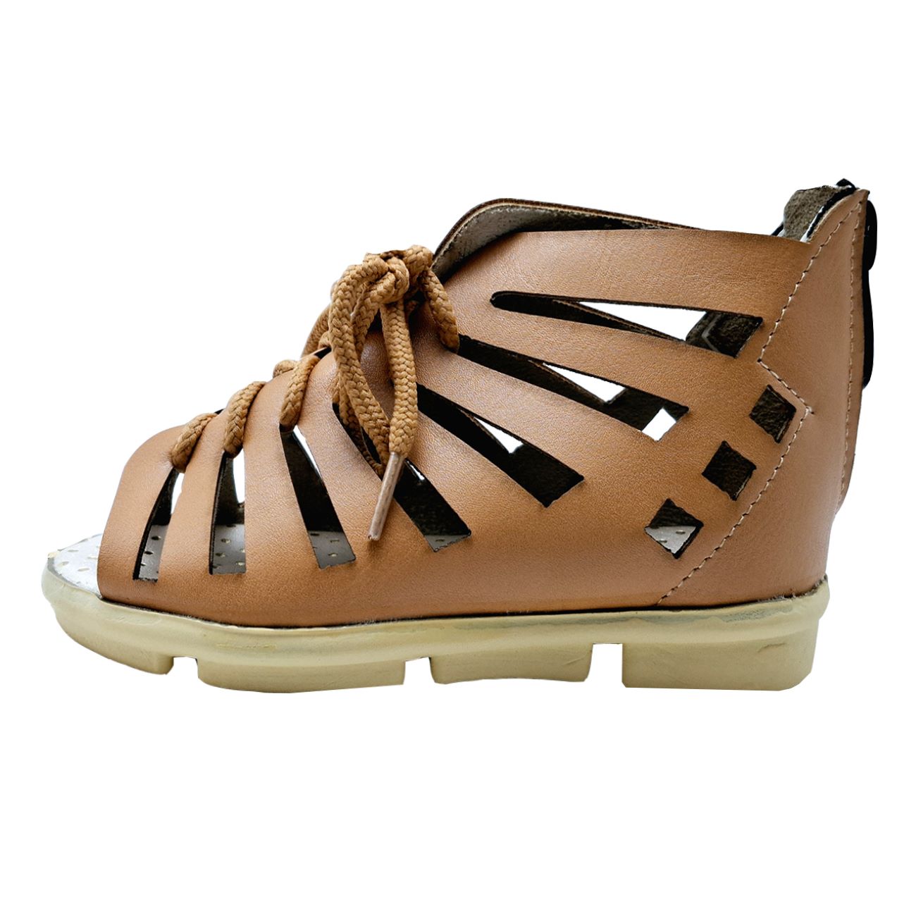 儿童时尚漆皮礼服凉鞋 – 舒适又别致