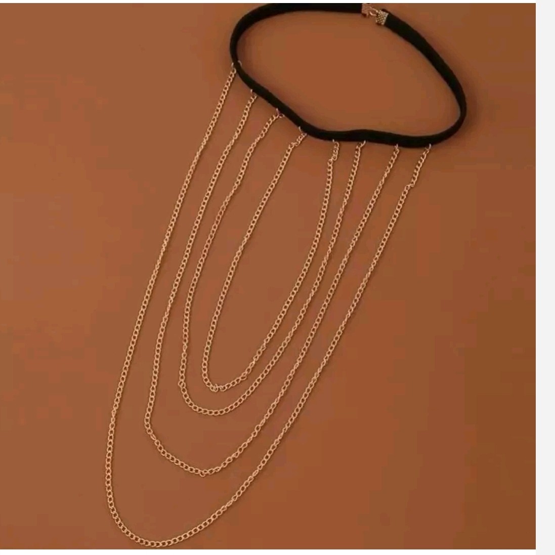 极简层叠大腿链 – 优雅选择,适合约会夜或活动