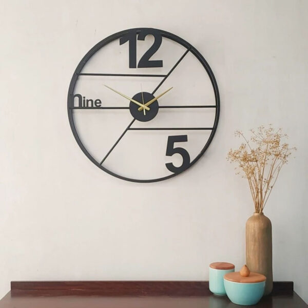 Minimalist Wall Clock – Durable Metal Construction