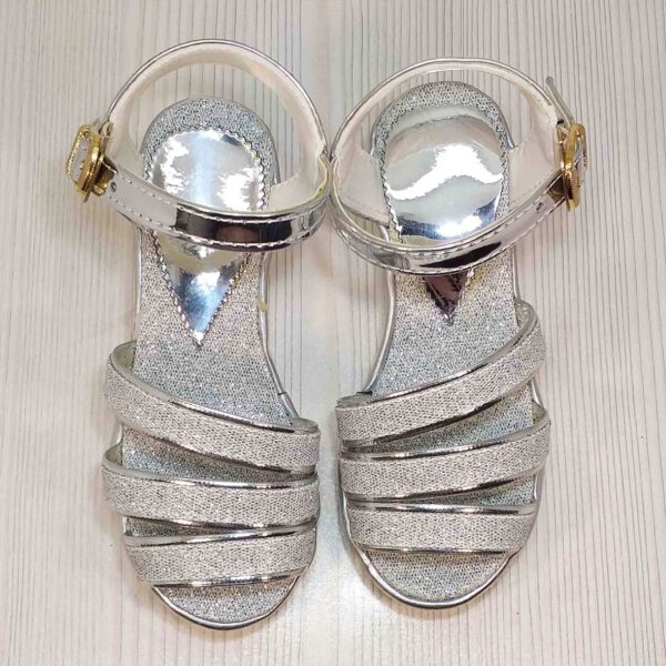 Shiny Formal Sandals for Girls – Classic Open Toe Design and Adjustable Strap (3)