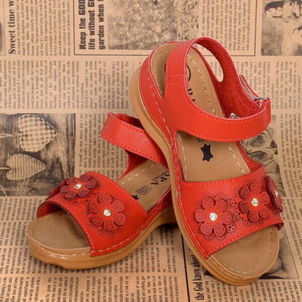 Trendy Sandals for Little Fashionistas - Stylish & Comfortable (2)