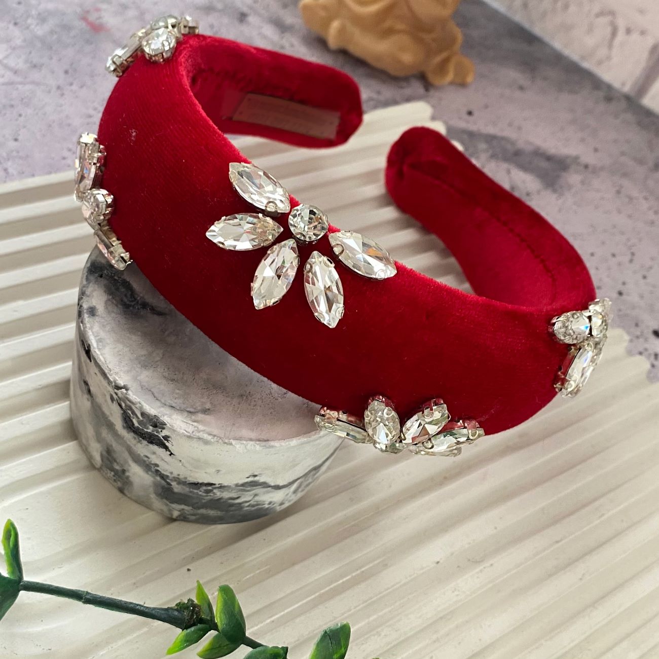 水晶串珠发箍 – 华丽造型