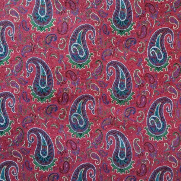 From Ancient Persia to Modern Luxury Exploring the Exquisite World of Termeh Fabrics (2)