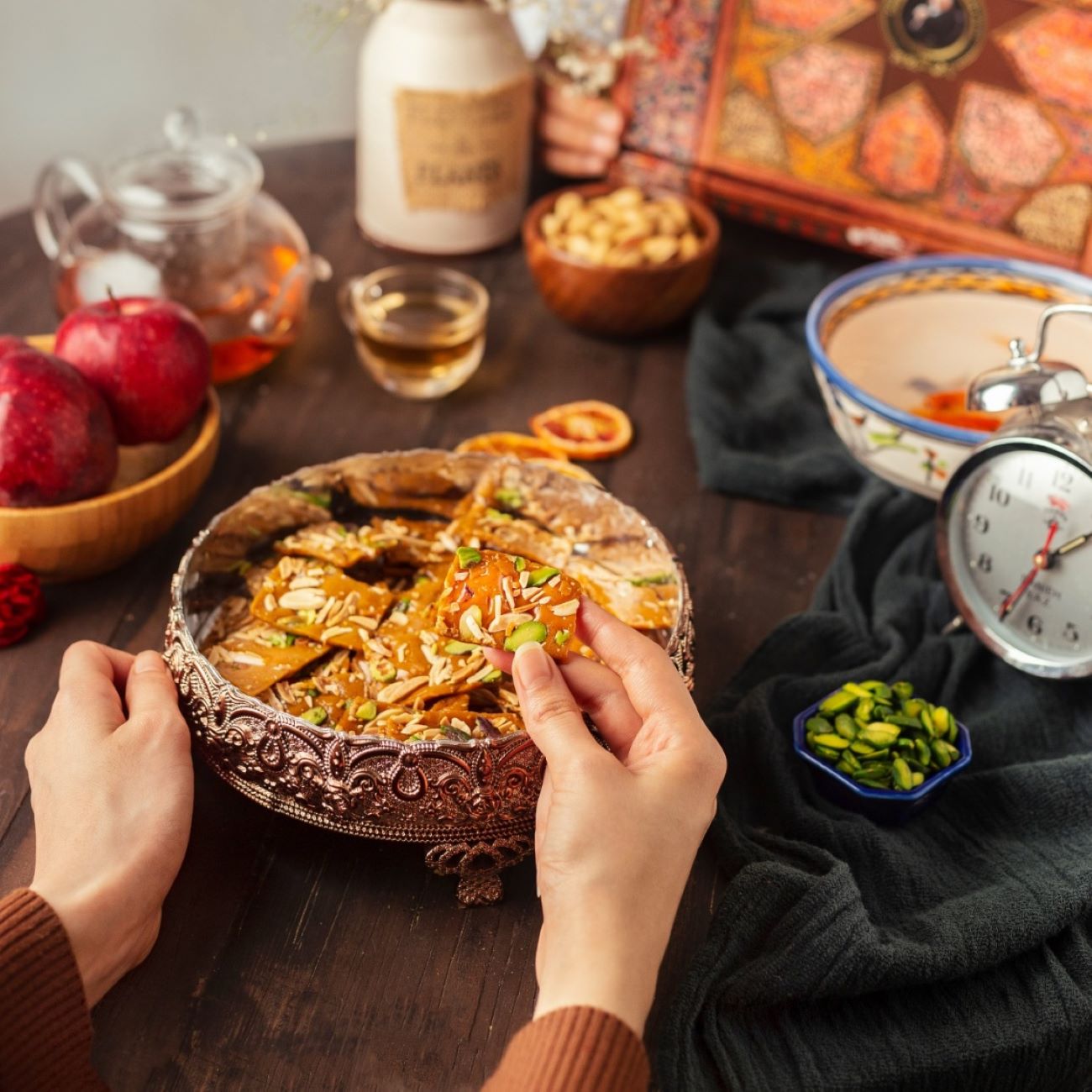 Shirin Gaz 28% 开心果 – 360 克,豪华礼盒 (2 份)