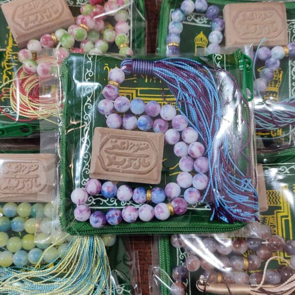 Karbala Turbah Prayer Set – Mohr, Tasbih & Zippered Prayer Mat (2)