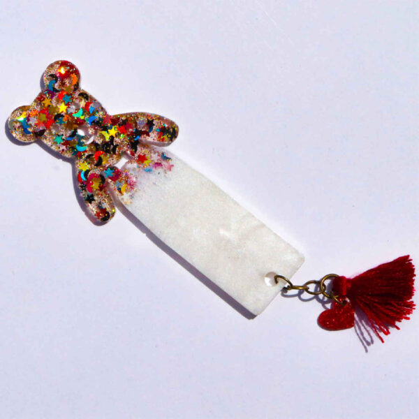 Minimalist Handcrafted Resin Bookmark – Elegant, Suitable for Book Lover with Bear Design (3)