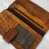 Thumbnail 2: 极简真皮钱包 – 耐用、优雅，配有多卡槽与现金隔层