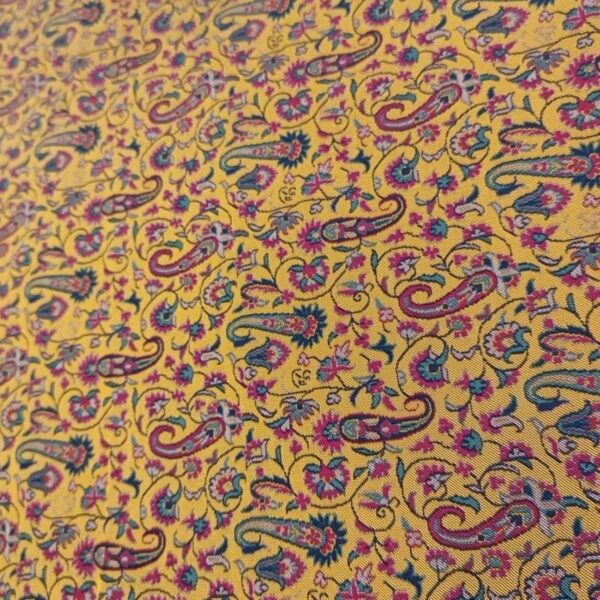 Royal Persian Termeh Fabric – Handwoven Elegance from Yazd (2)