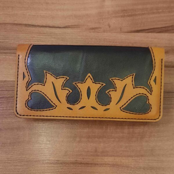 Rustic Handmade Men’s Leather Wallet – Hand-Stitched Suitable for Everyday Use (1)