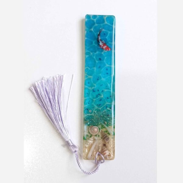 Sea-Inspired Resin Bookmark – Unique Gift for Book Lovers with Real Sand & Shells (3)