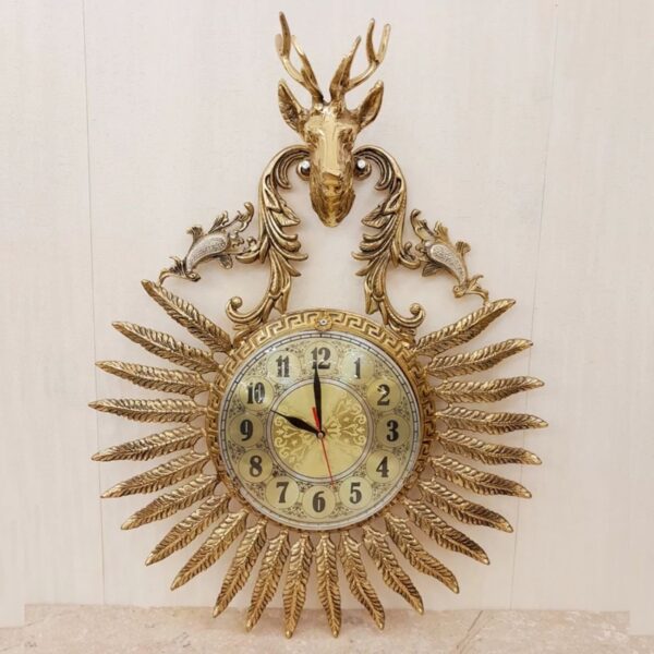 Sleek and Sophisticated Brass Wall Clock with a Blending Classic and Modern Styles (3)