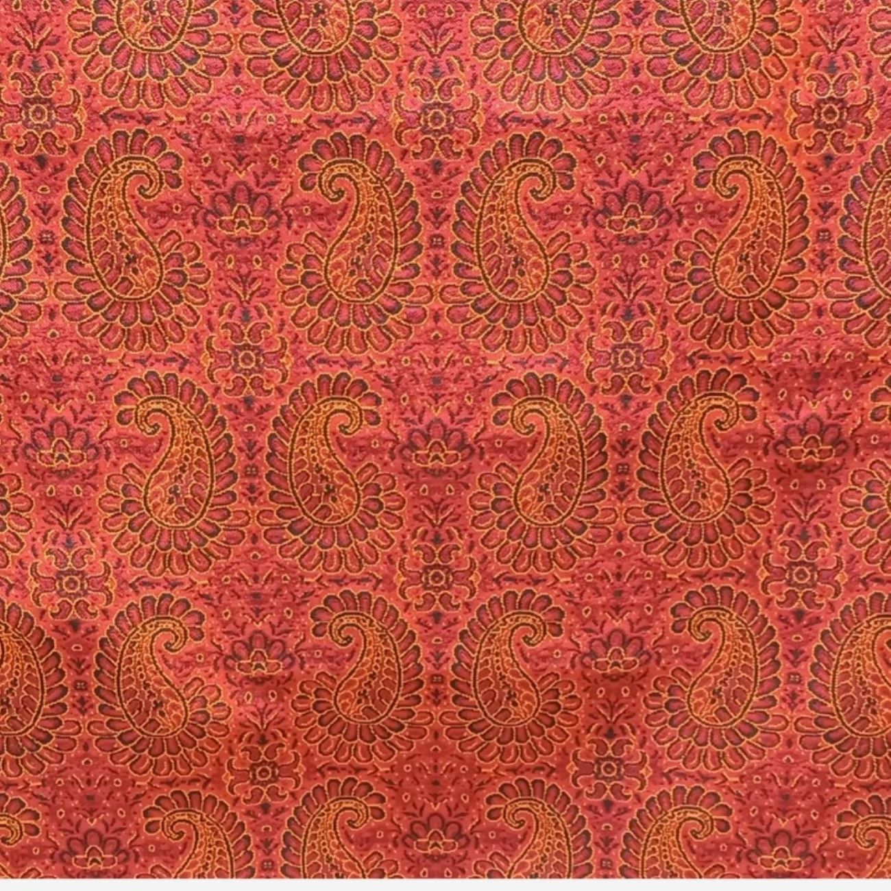 Main image of 特尔梅辉煌：体现永恒传统灵魂的手工波斯纺织品