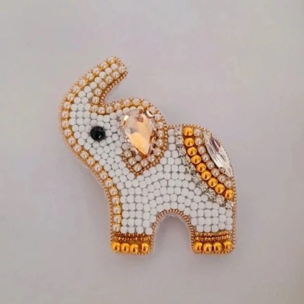 Vibrant Beaded Elephant Brooch – Beautiful and Cheerful (1)