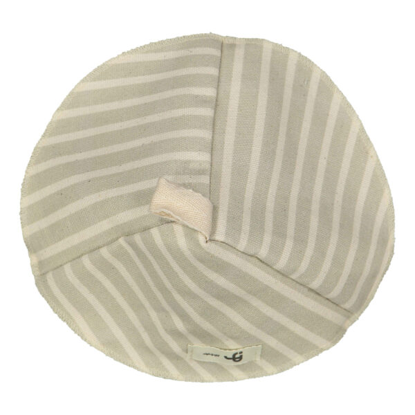 Warm and Lightweight Striped Tea Cozy – Suitable for Teapot Insulation (1)
