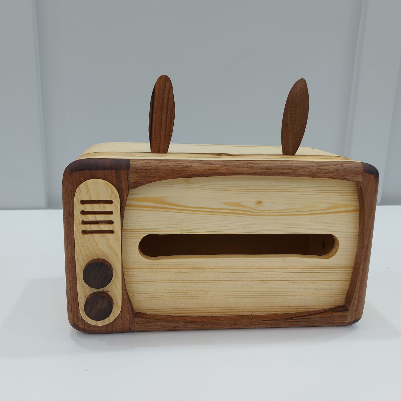 复古电视造型装饰木质纸巾盒