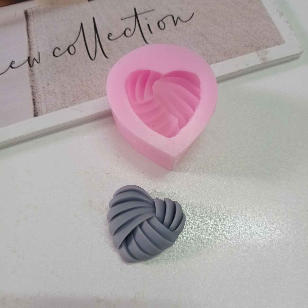 可爱小巧——最佳3D迷你爱心蜡烛模具，适合手工礼物