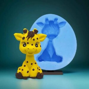 可爱长颈鹿蜡烛模具——适合儿童与动物爱好者