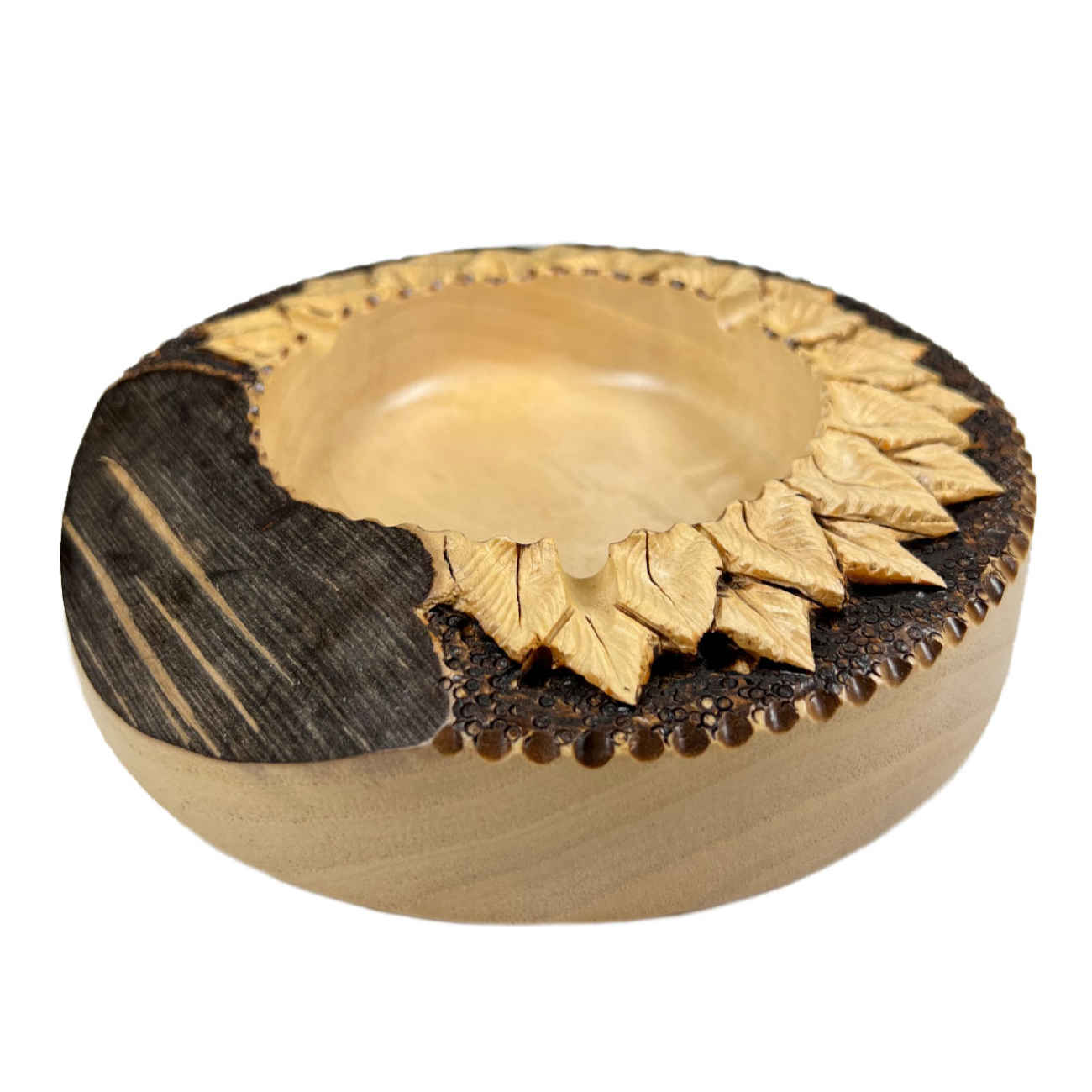 雕刻木制装饰烟灰缸 – 优雅,适合办公室和家庭