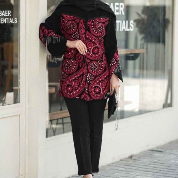 Elegant Iranian Manto Set with Traditional Boteh Jeghe Pattern – Timeless Persian Style (8)