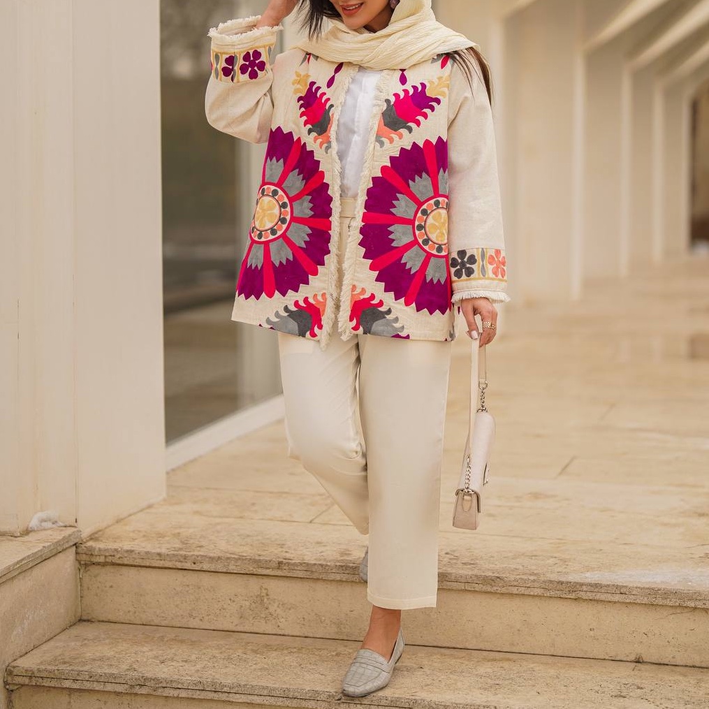 亚麻棉混纺刺绣长外套——适合特别与正式场合