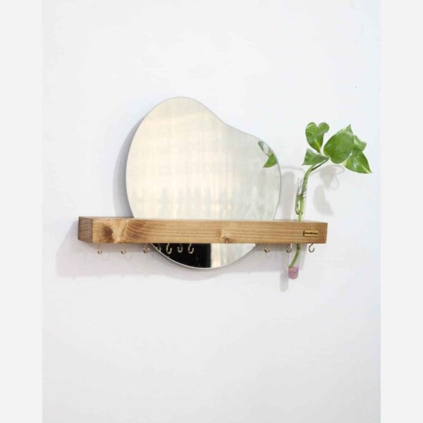 Geometric Mirror Key Hanging – Wood-Based Wall Organizer with a Modern Twist (1)