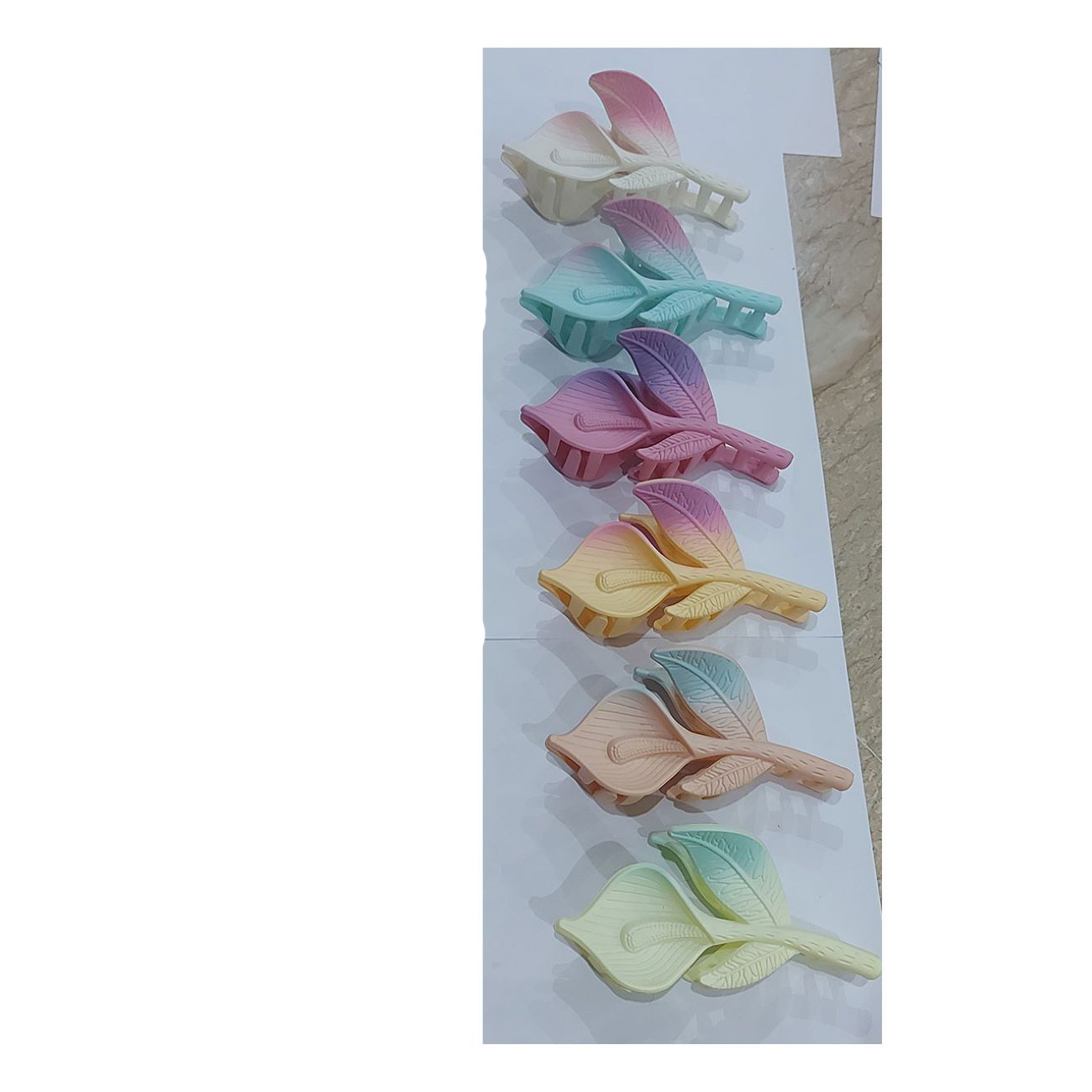 女士发夹 – 现代设计，优雅固定