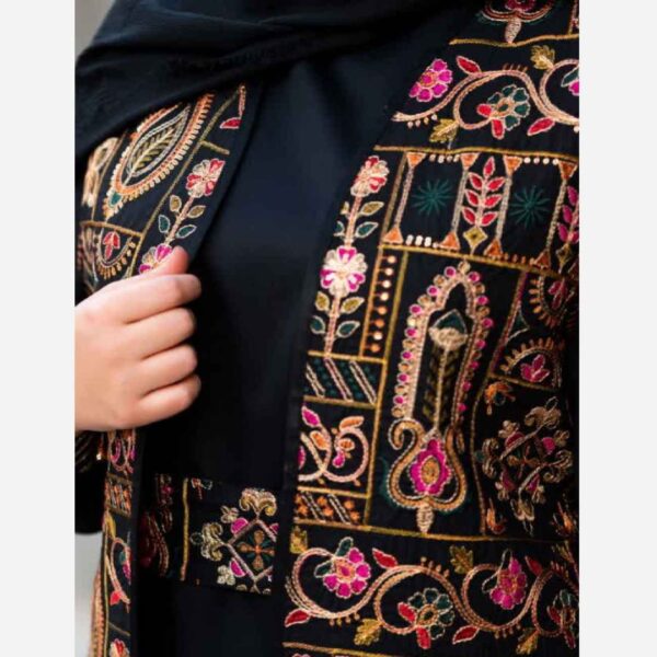 Hand-Embroidered Short Coat - This Handmade Manto Ideal for Summer (3)