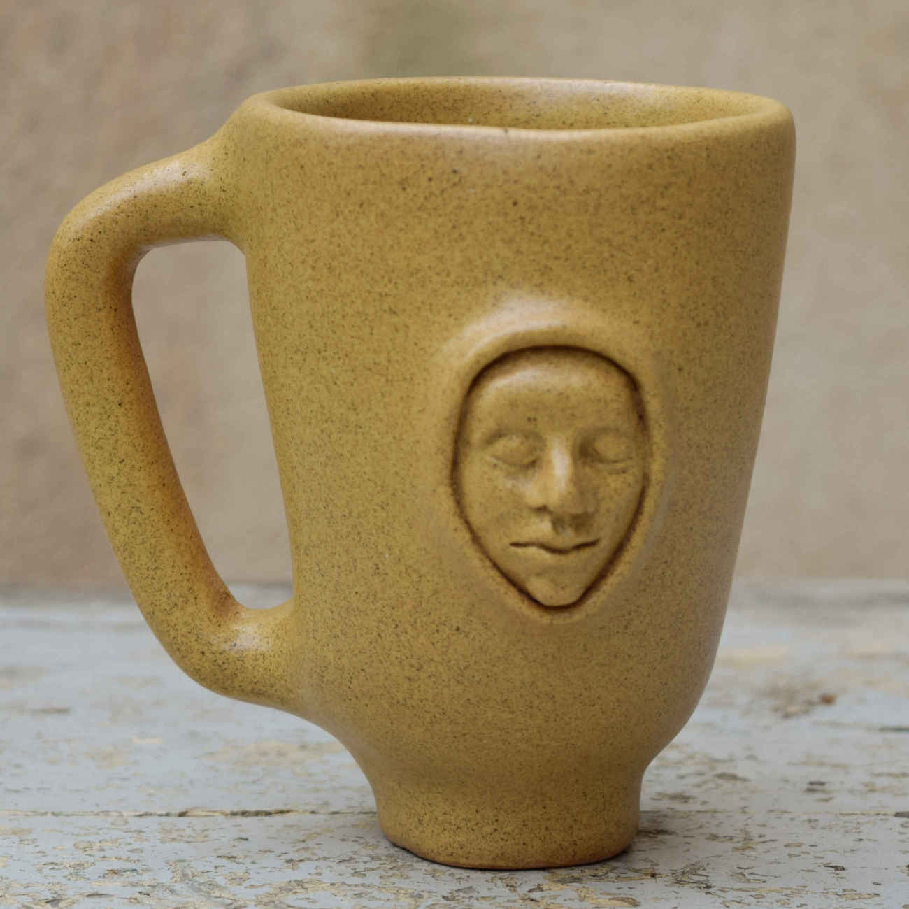 手工陶瓷马克杯,让每一口都特别 – 可用于洗碗机和微波炉