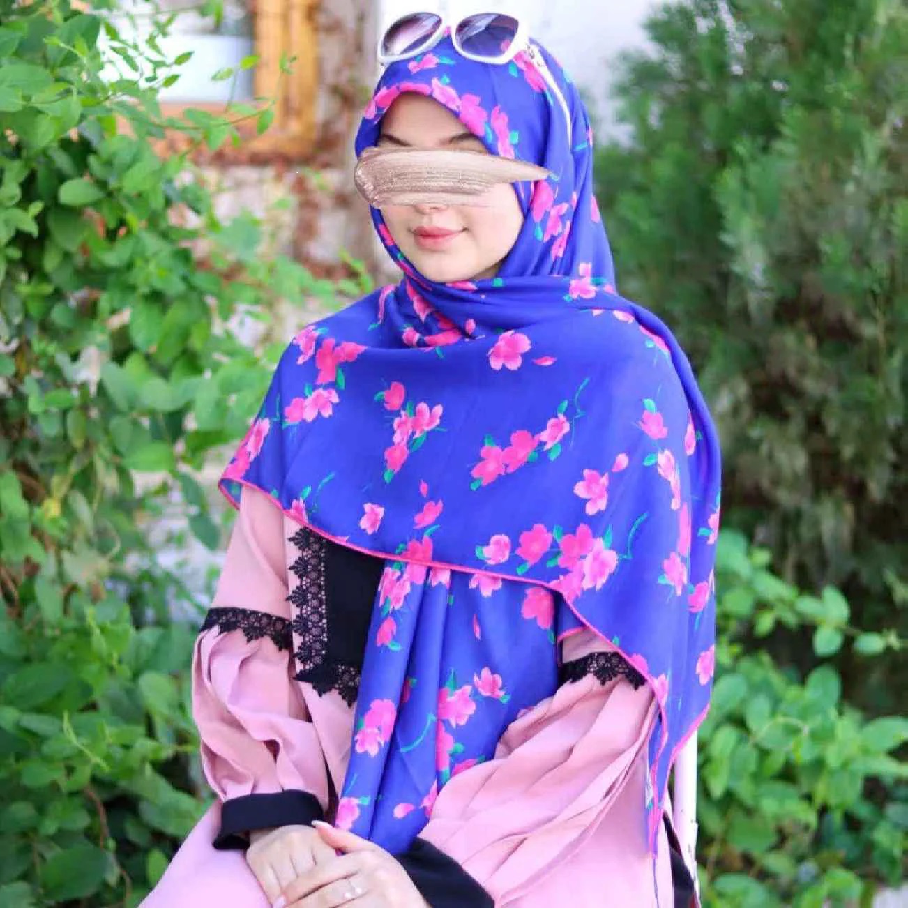 女士围巾 – 大号花卉图案围巾