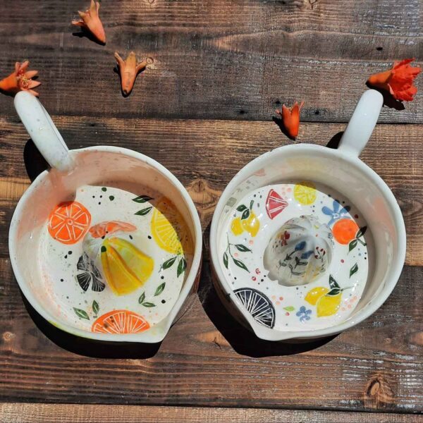 Cream Fruit Pattern Ceramic Juicer – Boho Style Manual Citrus Press for Kitchen (1)