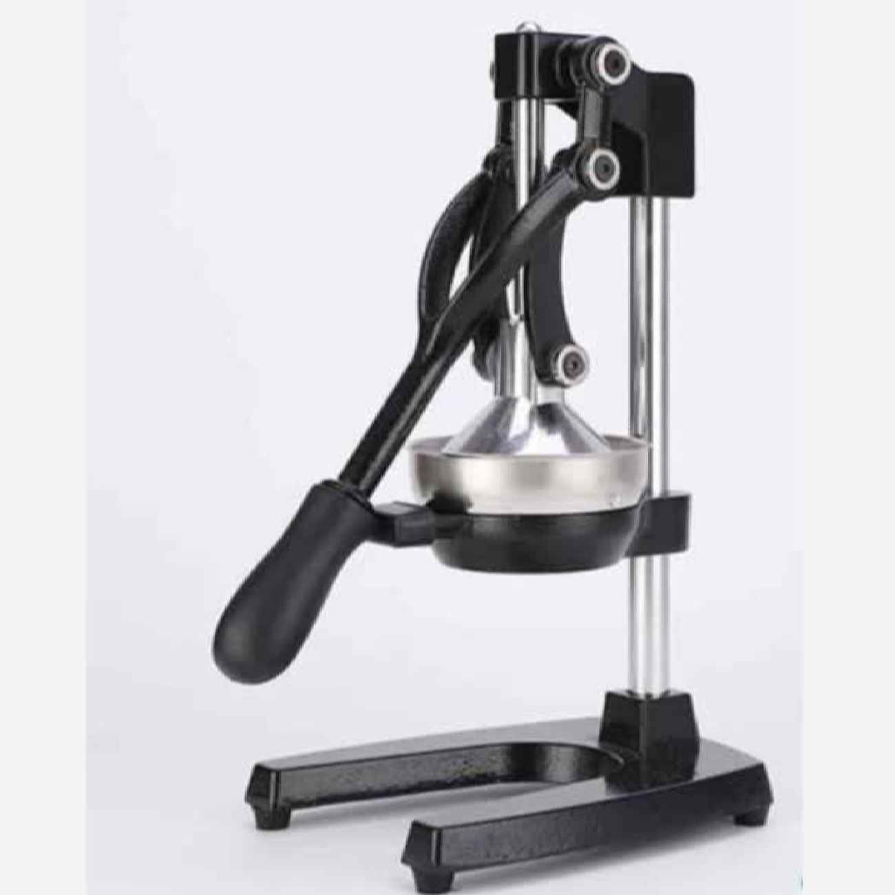 银色手动柑橘榨汁器——重型手压器，适合榨柠檬与其他水果
