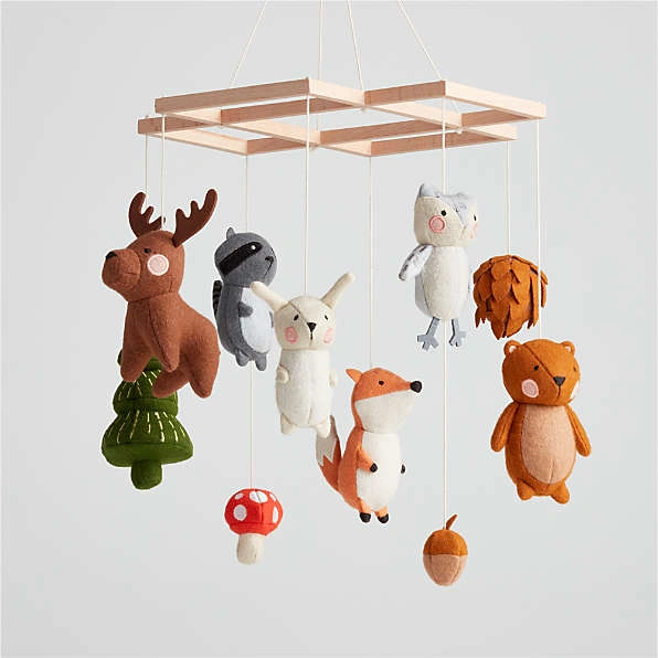 婴儿床挂玩具