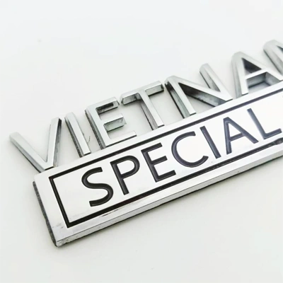 vehicle-emblems-badges